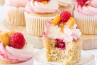 Melba Peach Bliss Cupcakes