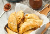 Crispy Baked Pulled Pork Empanadas