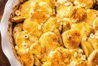Golden Pear Cobbler