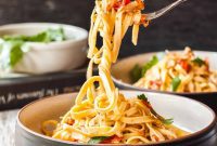 Zesty Venetian Crab Linguine