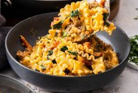 Rustic Fennel Sausage Pasta
