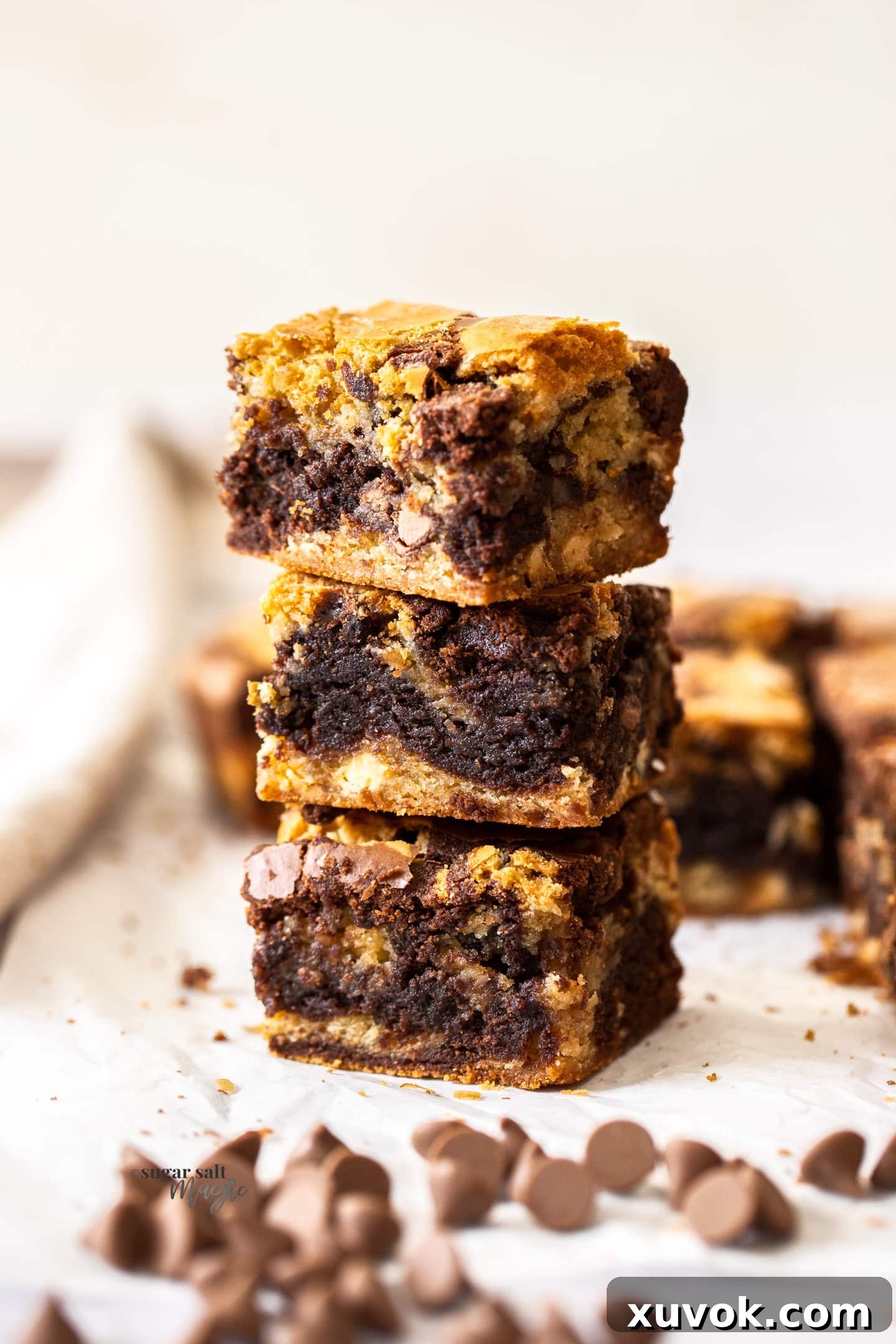 A stack of 3 brownie blondies.
