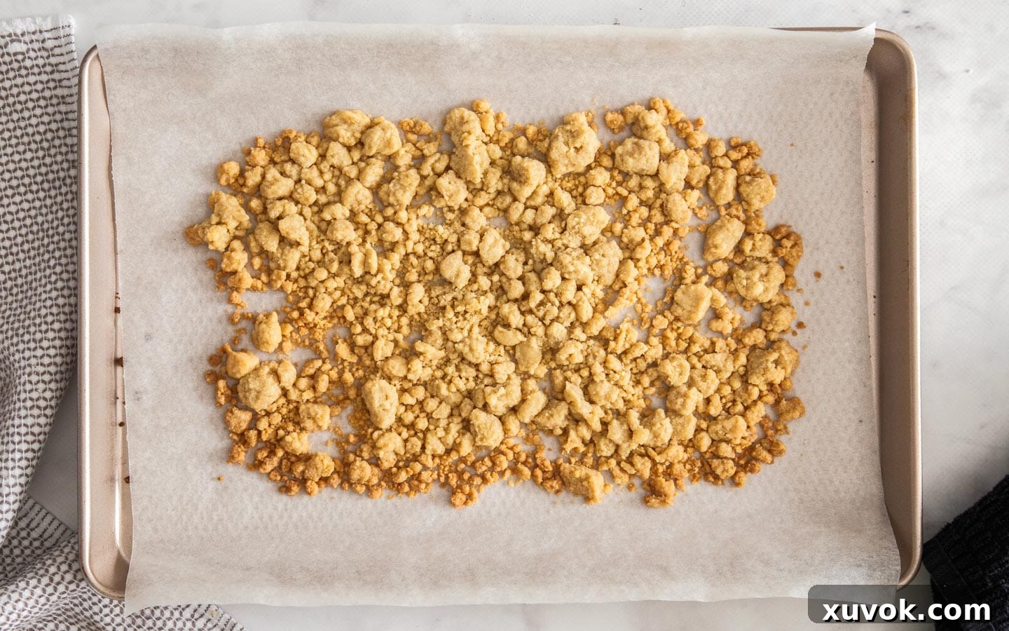 The baked streusel on a baking tray.
